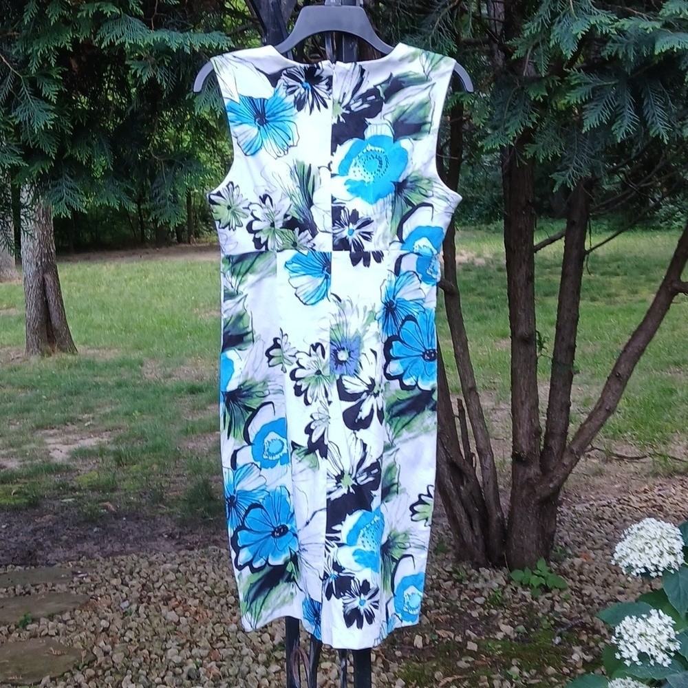 Roulette Floral Beautiful Dress 97% Cotton Size 8. Old Money Cruisewear - Picture 8 of 12